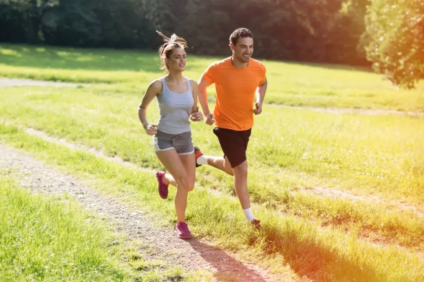 Quer se exercitar ao ar livre no verão? Veja 4 exercícios físicos ideais Quer se exercitar ao ar livre no verão? Veja 4 exercícios físicos ideais