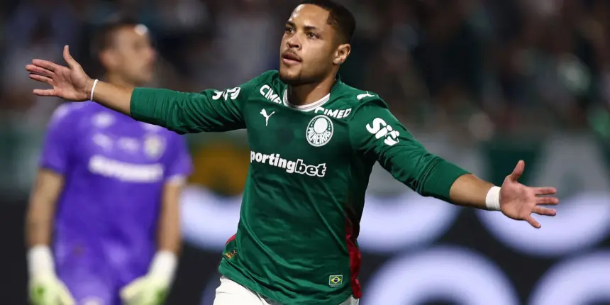 Palmeiras derrota Fluminense e mantém liderança do Brasileiro Palmeiras derrota Fluminense e mantém liderança do Brasileiro