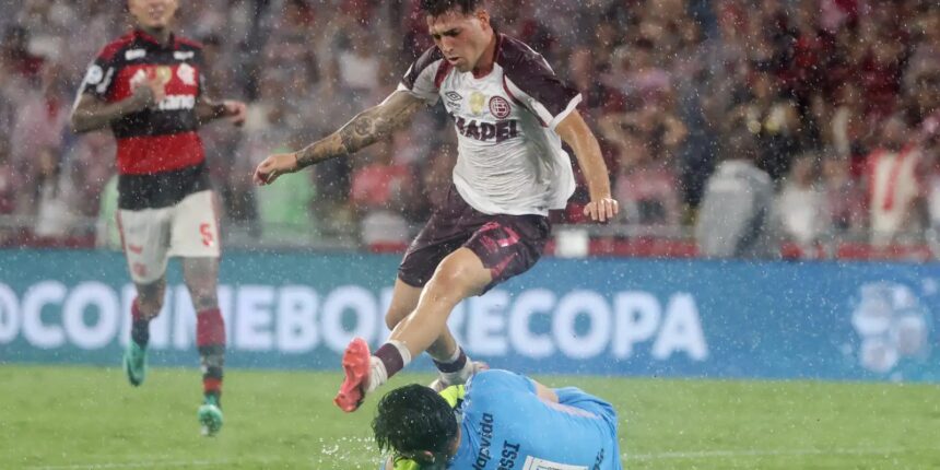 Flamengo luta, mas sucumbe diante do Lanús e perde título da Recopa Flamengo luta, mas sucumbe diante do Lanús e perde título da Recopa