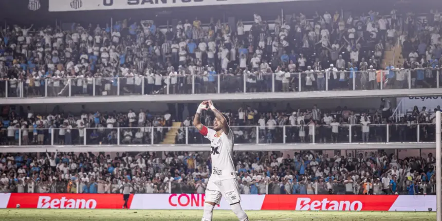 Neymar brilha e Santos vence primeira no Campeonato Brasileiro Neymar brilha e Santos vence primeira no Campeonato Brasileiro