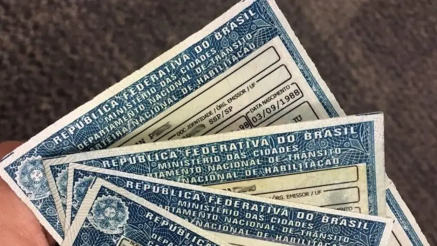 Detran-GO implanta prova teórica on-line para primeira habilitação em Goiás Detran-GO implanta prova teórica on-line para primeira habilitação em Goiás