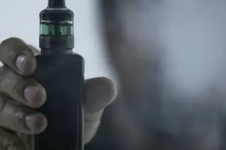 Dia Mundial sem Tabaco: novas tecnologias camuflam vapes e são desafio