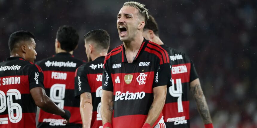 Flamengo derrota Remo por 3 a 0 e entra no G4 do Brasileiro Flamengo derrota Remo por 3 a 0 e entra no G4 do Brasileiro