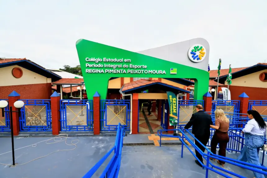 Mais de 80% das escolas estaduais de Goiás têm estudantes em tempo integral Mais de 80% das escolas estaduais de Goiás têm estudantes em tempo integral