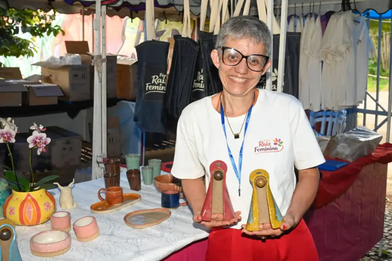 Feira Raiz Feminina tem mais uma edição no Martim Cererê Feira Raiz Feminina tem mais uma edição no Martim Cererê