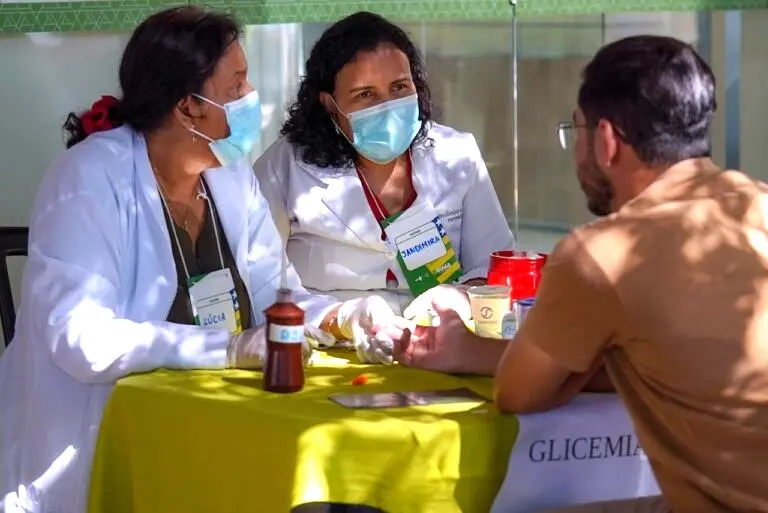 Saúde na Praça celebra Dia Mundial do Rim com exames gratuitos e orientações à população Saúde na Praça celebra Dia Mundial do Rim com exames gratuitos e orientações à população