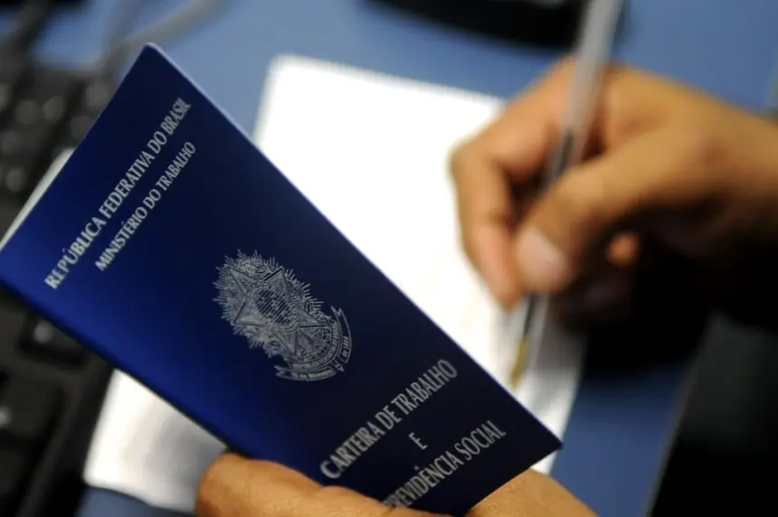 saldo de mais de 10,7 mil empregos formais em janeiro de 2026