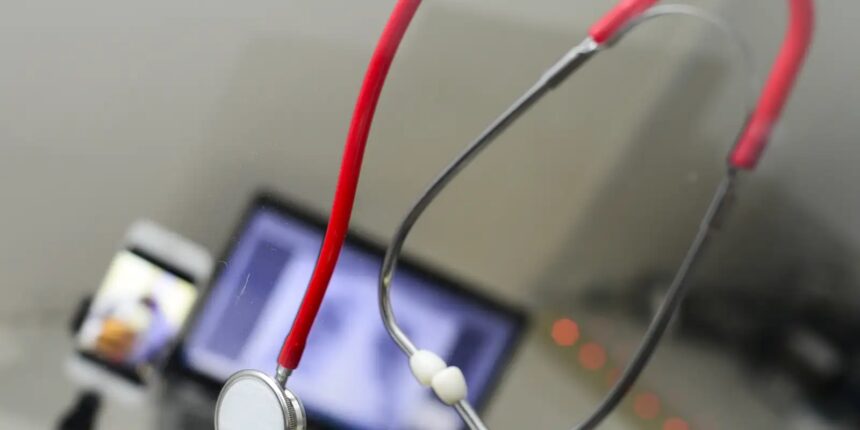 AgSUS e FMUSP abrem mil vagas para curso gratuito sobre Saúde Digital AgSUS e FMUSP abrem mil vagas para curso gratuito sobre Saúde Digital