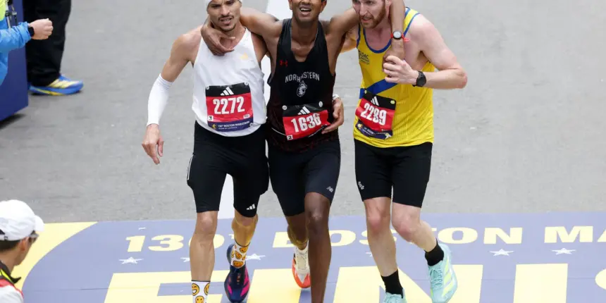Brasileiro vira manchete por ato de empatia na Maratona de Boston Brasileiro vira manchete por ato de empatia na Maratona de Boston