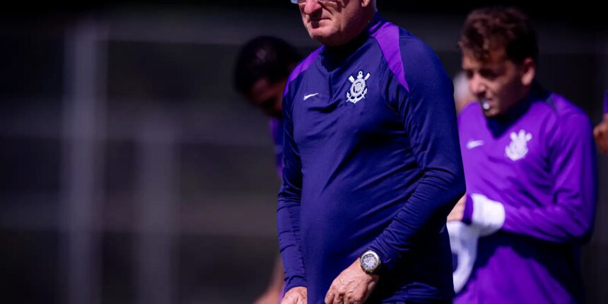 Corinthians demite Dorival Júnior após derrota para o Internacional Corinthians demite Dorival Júnior após derrota para o Internacional