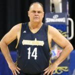 Jogador de basquete Oscar Schmidt morre aos 68 anos em São Paulo