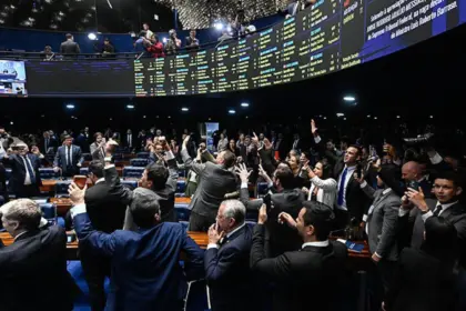 Senado rejeita indicação de Jorge Messias ao STF em votação histórica