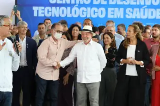 Fiocruz terá produção nacional de terapias celulares contra o câncer