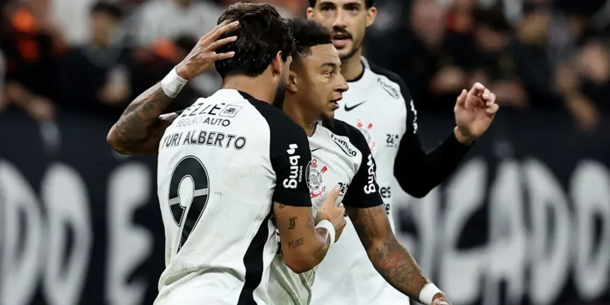 Corinthians derrota Peñarol para seguir 100% na Libertadores