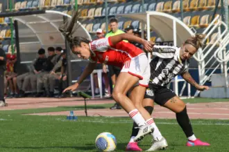 Melhor visitante, Inter enfrenta Santos pelo Brasileirão Feminino