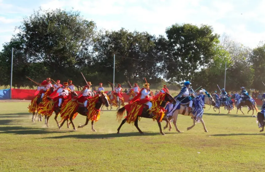 Cavalhadas em Guarinos serão neste sábado e domingo Cavalhadas em Guarinos serão neste sábado e domingo