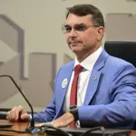 Áudio de Flávio Bolsonaro provoca reação de pré-candidatos da direita