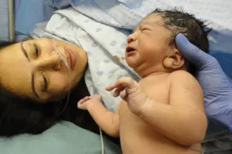 Mortalidade materna: Brasil ainda perde centenas de mulheres por ano