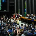 Congresso promulga Lei da Dosimetria e Bolsonaro pode reduzir pena e deixar regime fechado antes do previsto