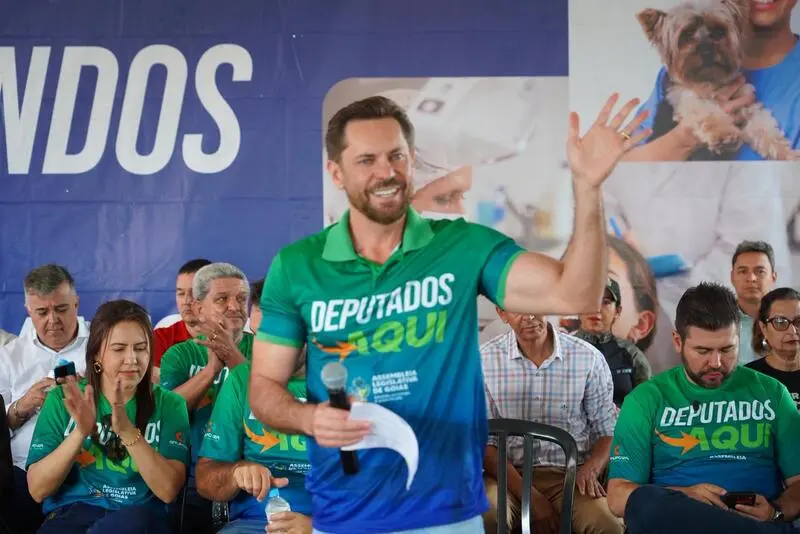 Deputado Bruno Peixoto apresenta política de valorização de resíduos sólidos Deputado Bruno Peixoto apresenta política de valorização de resíduos sólidos