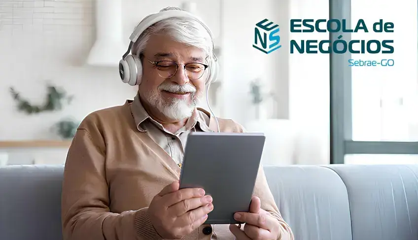 Curso gratuito promove inclusão digital para pessoas com mais de 60 anos