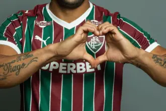 Fluminense anuncia a contratação do atacante Hulk
