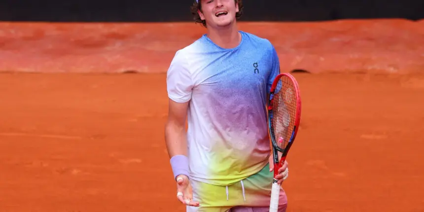 João Fonseca perde na estreia do Masters 1000 de Roma e é eliminado João Fonseca perde na estreia do Masters 1000 de Roma e é eliminado