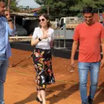 Luciana Naves visita obras de creches e complexo esportivo em Goianésia