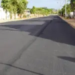 Programa de 1 milhão de metros quadrados em recapeamento avança com reconstrução de ruas no Residencial Ipê