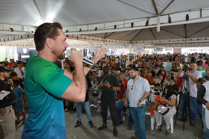 Deputados Aqui beneficia milhares de pessoas em Caldas Novas