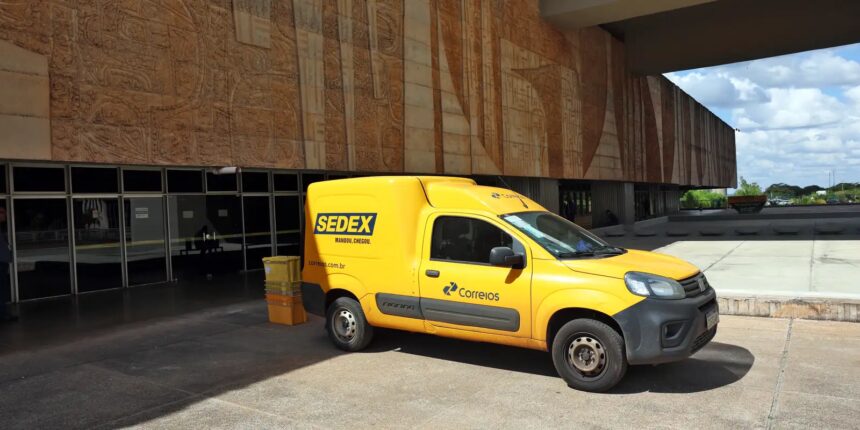 Correios ampliam prejuízo para R$ 3,2 bilhões no 1º trimestre Correios ampliam prejuízo para R$ 3,2 bilhões no 1º trimestre