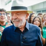 “Quem tinha que aumentar a taxa seríamos nós”, diz Lula sobre EUA