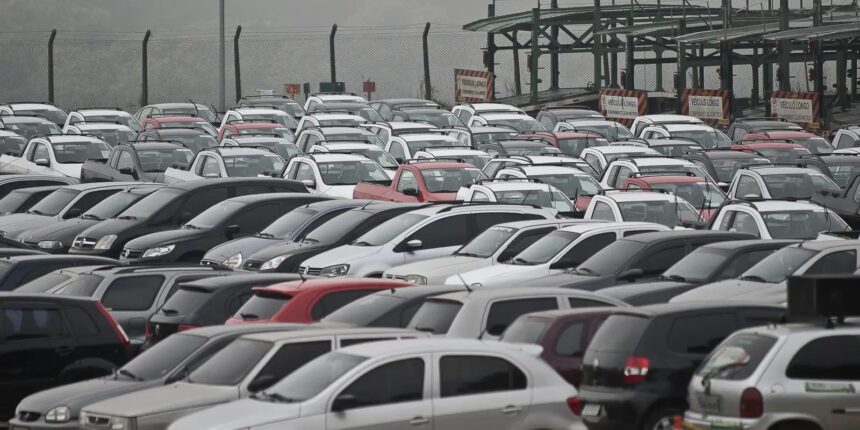 Venda de veículos novos no país sobe 15% até maio Venda de veículos novos no país sobe 15% até maio