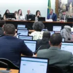 CCJ da Câmara adia análise da PEC da redução da maioridade penal