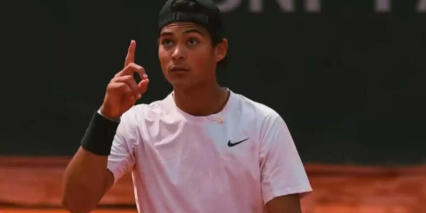 Guto Miguel se torna 1º brasileiro campeão juvenil em Roland Garros