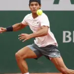 Roland Garros: Luis Guto Miguel bate compatriota e vai à final juvenil