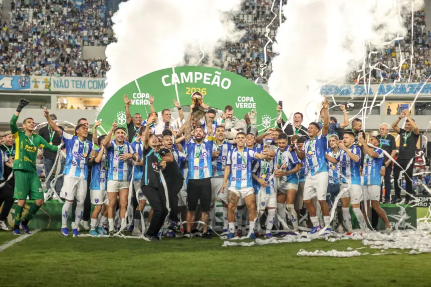 Paysandu goleia Anápolis e é hexacampeão da Copa Verde Paysandu goleia Anápolis e é hexacampeão da Copa Verde
