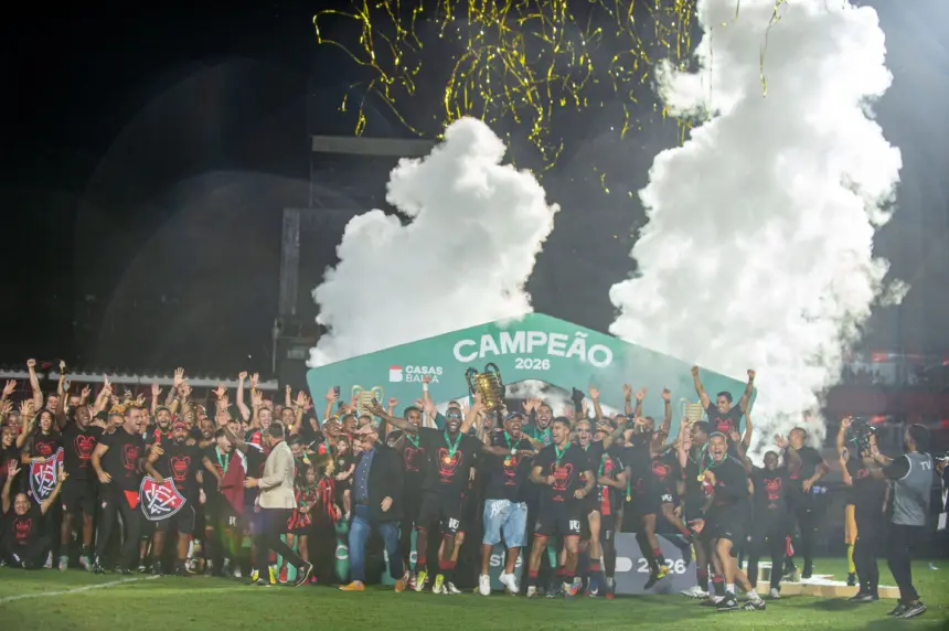 Vitória vira sobre Fortaleza e conquista o penta da Copa do Nordeste Vitória vira sobre Fortaleza e conquista o penta da Copa do Nordeste