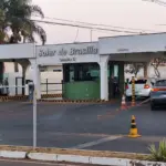 Bolsonaro pede autorização para receber Mileii na prisão domiciliar