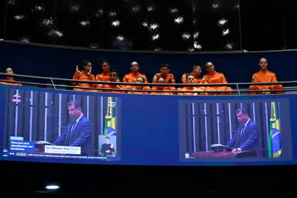 Senado aprova uso de emendas da saúde para atendimento feito por bombeiros