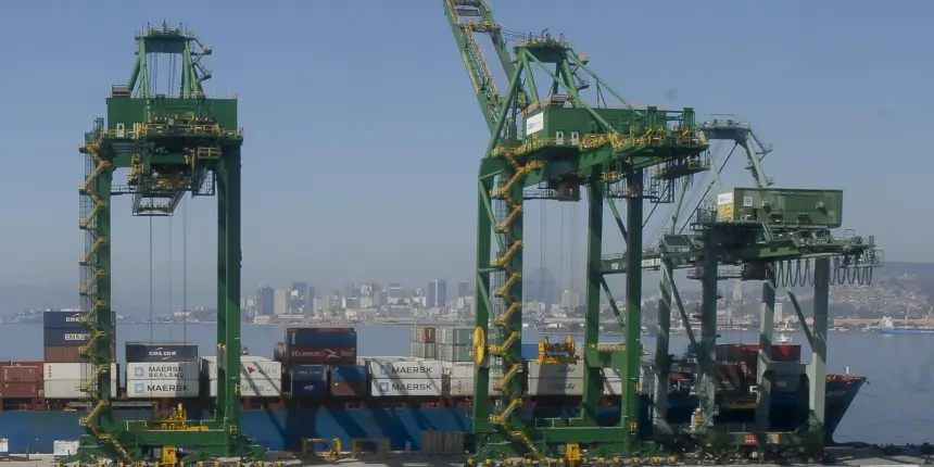 Tarifa dos EUA terá efeito limitado sobre etanol brasileiro Tarifa dos EUA terá efeito limitado sobre etanol brasileiro