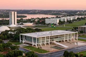 Brasil aciona OMC contra tarifas impostas pelos Estados Unidos