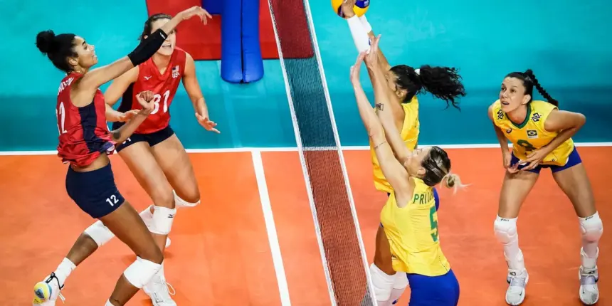 Brasil é superado pelos Estados Unidos por 3 a 0 no vôlei feminino Brasil é superado pelos Estados Unidos por 3 a 0 no vôlei feminino