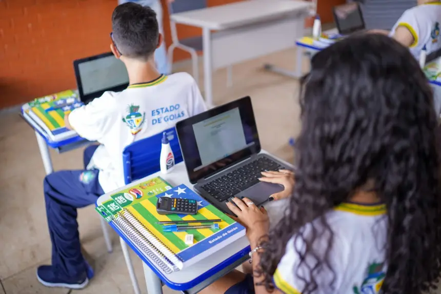 Em 7 anos, Goiás investe R$ 2 bilhões e entrega 955 obras na rede estadual de educação Em 7 anos, Goiás investe R$ 2 bilhões e entrega 955 obras na rede estadual de educação