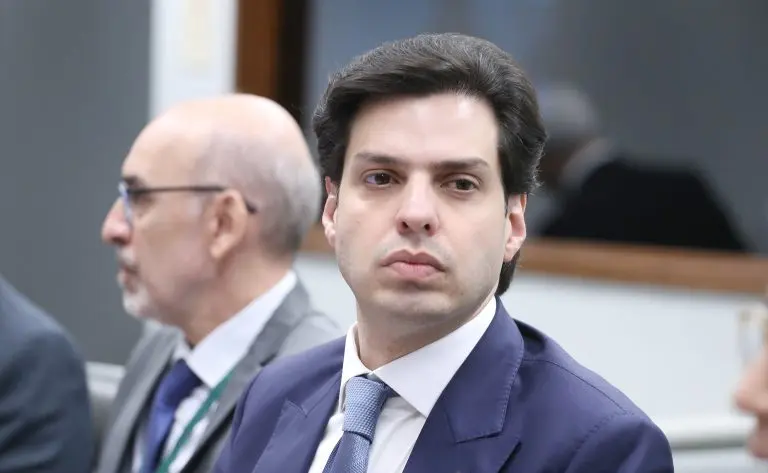 Comissão da Câmara dos Deputados aprova inclusão de imagem em notificação de multa de trânsito Comissão da Câmara dos Deputados aprova inclusão de imagem em notificação de multa de trânsito