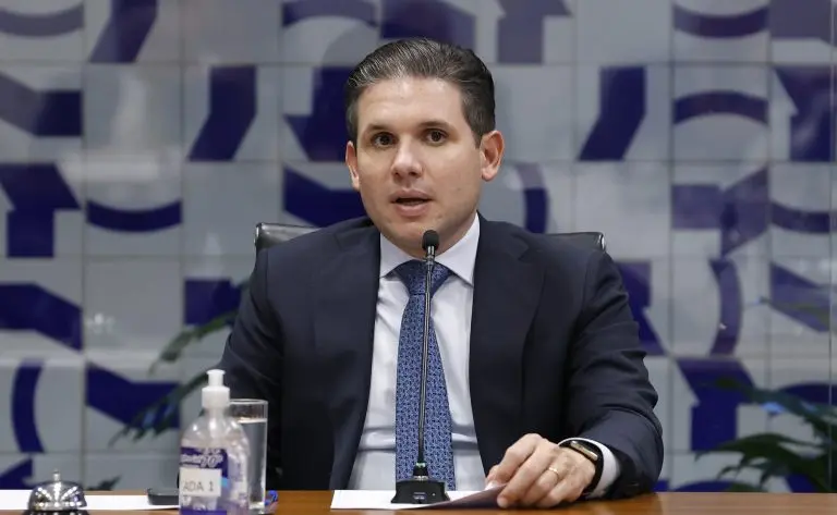 Motta diz que vai comprovar no STF a legalidade das emendas orçamentárias Motta diz que vai comprovar no STF a legalidade das emendas orçamentárias