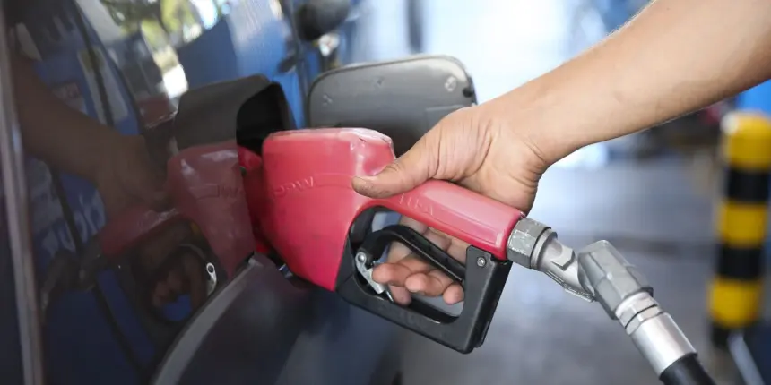 ANP cria app para motorista conferir qualidade de posto de combustível ANP cria app para motorista conferir qualidade de posto de combustível