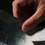 Trabalhadores nascidos em setembro e outubro recebem abono salarial nesta quarta