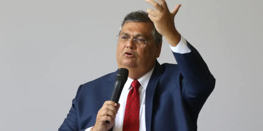 Dino bloqueia R$ 119 milhões de Valdemar por suspeitas em emendas Dino bloqueia R$ 119 milhões de Valdemar por suspeitas em emendas