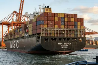 Brasil registra saldo positivo de US$ 7 bilhões na balança comercial em julho